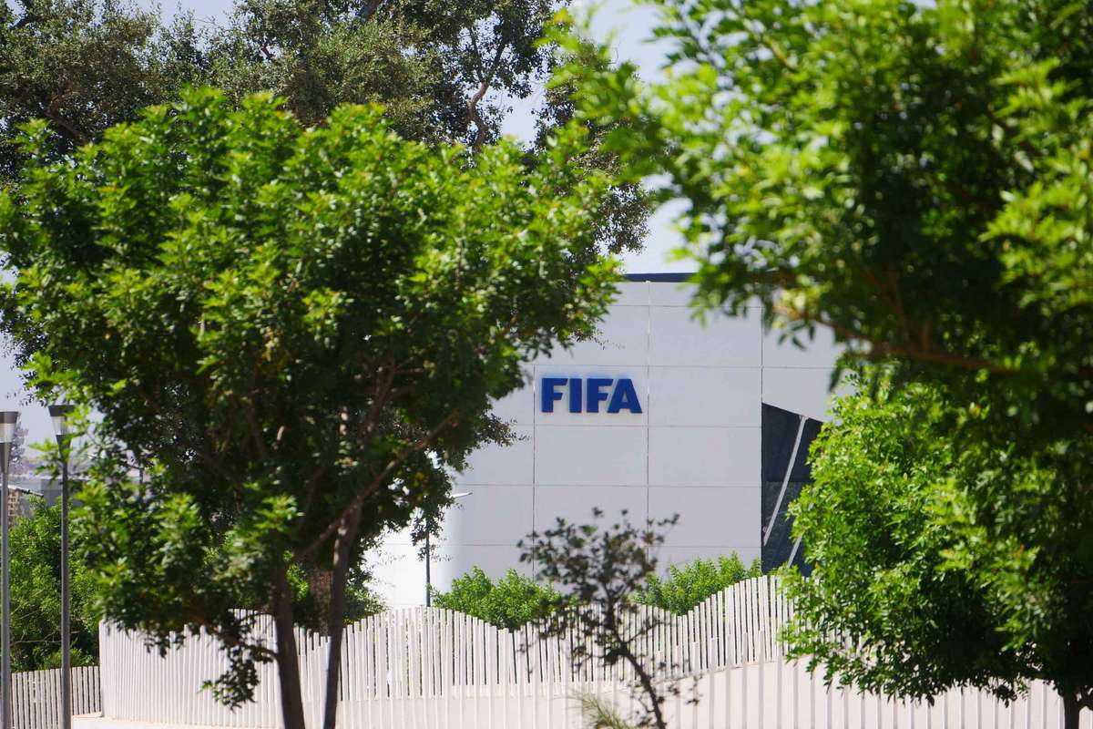 墨阿足协力挺因凡蒂诺,FIFA权力斗争持续升级