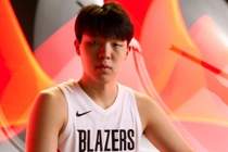 媒体人：杨瀚森的进攻能力&传球达到NBA标准 最大问题是防守脚步