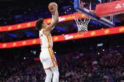 全能前锋！杰伦·约翰逊三节不到14中7砍下18分10板10助三双