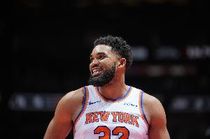 唐斯：NBA杯意义非凡 能穿上尼克斯冠军纪念衫本身就是无上的荣耀