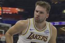 键盘侠|佩林卡赶紧补强给东契奇减负！湖人是真不防守就靠对轰呀