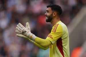 本赛季英超门将零封榜：拉亚、桑切斯8场居首，迪恩·亨德森7场