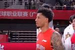 双外援给力！威金顿15中7砍下21分3板5助 霍勒迪7中5拿16分3助3断