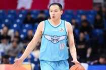 鲁媒:王奕博好几场都扮演了关键先生 青岛这笔顶薪签约物有所值