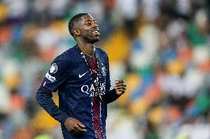 记者：巴黎启动登贝莱和巴尔科拉的续约谈判，计划为登贝莱涨薪