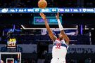 第三节10分助队追分！米德尔顿14中7&三分7中3拿17分3板5助