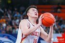 正负值-15最低！刘泽一15中7拿到14分5板 三分3中0