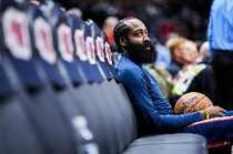 继续北伐？ESPN明日胜率预测：背靠背快船52.4%占上风 公牛47.6%