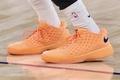 全明星首发牌面！布伦森上脚低帮Kobe 3 Protro！该鞋款首次上脚
