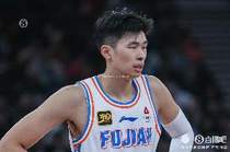 状态很不好！邹阳出战27分钟11中3&三分6中0 正负值-22