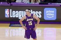 还得等等！湖人今天客场挑战尼克斯 里夫斯继续缺阵