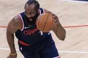 独行侠解说曾喷哈登：你要啥给你啥 但最后都跑路 你就是问题本身
