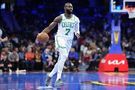 马祖拉：我之前都不知道杰伦·布朗是首次当选月最佳 这挺酷的