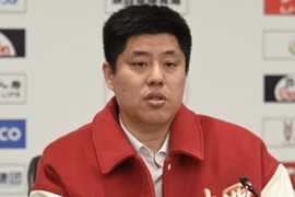 潘江：我们上半场打得很急躁 但是下半场我们调整回来了