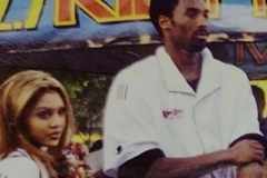 泪目！瓦妮莎晒自己与科比年轻时合照：❤️❤️情人节快乐