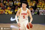 为数不多的亮点！廖三宁多次突破止血 半场7中4拿下8分2助1断！