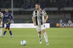 首回合2-5惨败!库普梅纳斯:尤文目标对加拉塔萨雷至少进三球