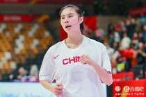 韩乔生：王思雨又一次把球队扛在肩上 把悬崖边的中国女篮拽回来