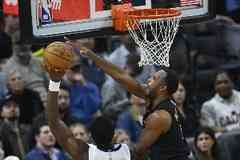骑士防守问题不能全赖教练!骑媒点名莫布里收官阶段必须挺身而出