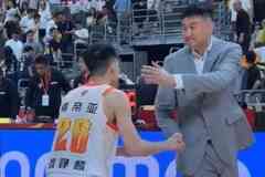 备受尊重！江苏双外援、庞峥麟、刘正清赛后专门找杜锋握手致意