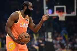 还得看你！哈登背传托布吃饼上篮+空位三分 帮助骑士止血！