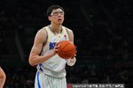 表现平平！周琦首发23分钟 4中2&罚球6中5拿到9分8板