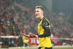 图片报:施洛特贝克遭到球迷嘘声,赛后多特和球员取消采访