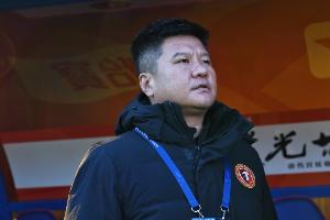 李金羽:我们经历了两客一主消耗比较大,希望队员忘记上一场比赛