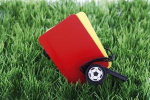 TA:FIFA预计增加一个清零阶段,小组赛和1/4决赛后清空累积黄牌