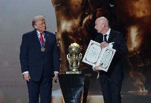 白宫发言人:特朗普最配得上FIFA和平奖,不同意的人都是精神错乱